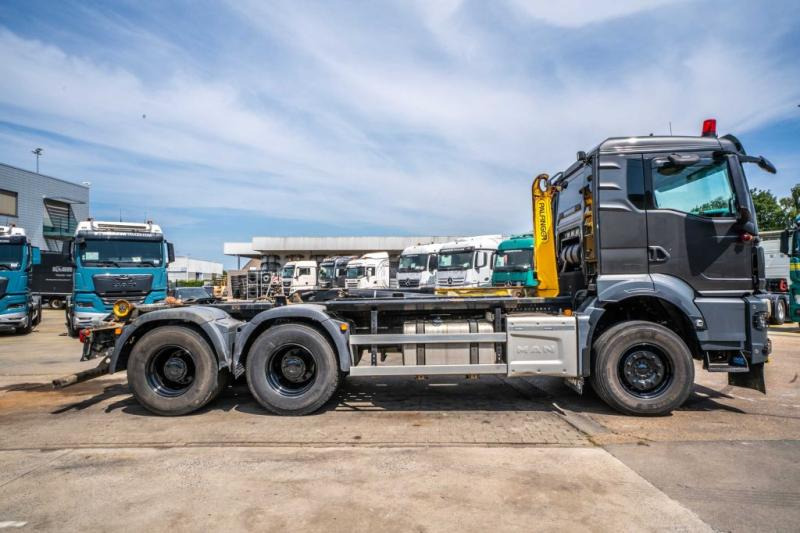MAN TGS 33.470 BL - PALFINGER - Autocarro scarrabile: foto 4 MAN TGS 33.470 BL - PALFINGER - Autocarro scarrabile: foto 4
