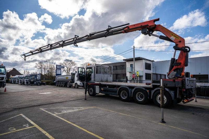 MAN TGS 35.440+PALFINGER 50 t/m /8x+ TREUIL - Autocarro con pianale/ Cassone fisso, Camion con gru: foto 4 MAN TGS 35.440+PALFINGER 50 t/m /8x+ TREUIL - Autocarro con pianale/ Cassone fisso, Camion con gru: foto 4