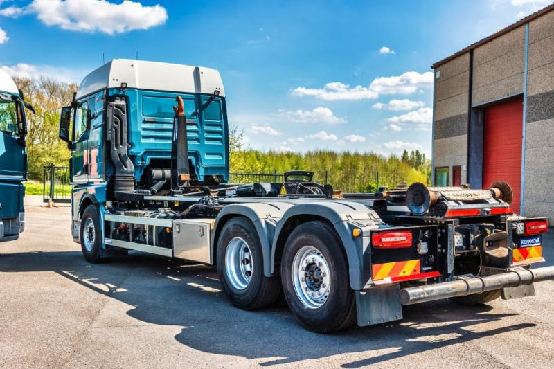 MAN TGX 26.510 6x2-4 LL + AJK - Autocarro scarrabile: foto 5 MAN TGX 26.510 6x2-4 LL + AJK - Autocarro scarrabile: foto 5