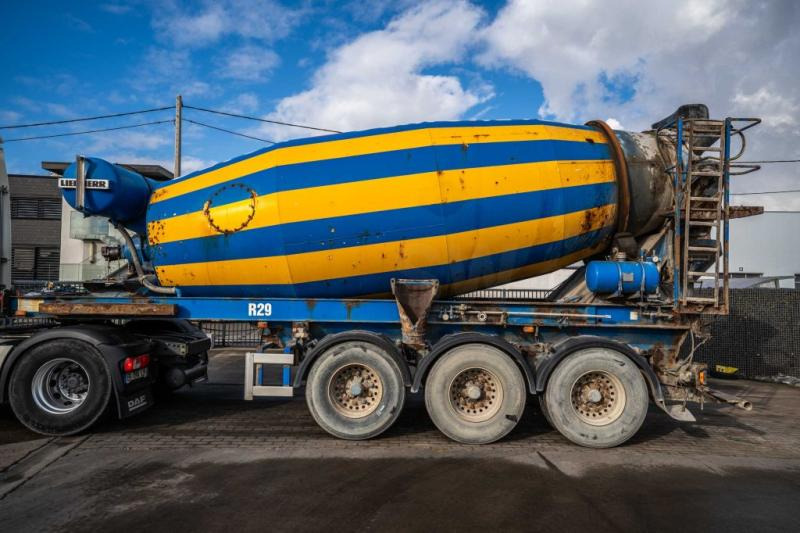 Semirimorchio betoniera MULLER BETON MIXER/MALAXEUR/MISCHER LIEBHERR 12M3: foto 6 Semirimorchio betoniera MULLER BETON MIXER/MALAXEUR/MISCHER LIEBHERR 12M3: foto 6