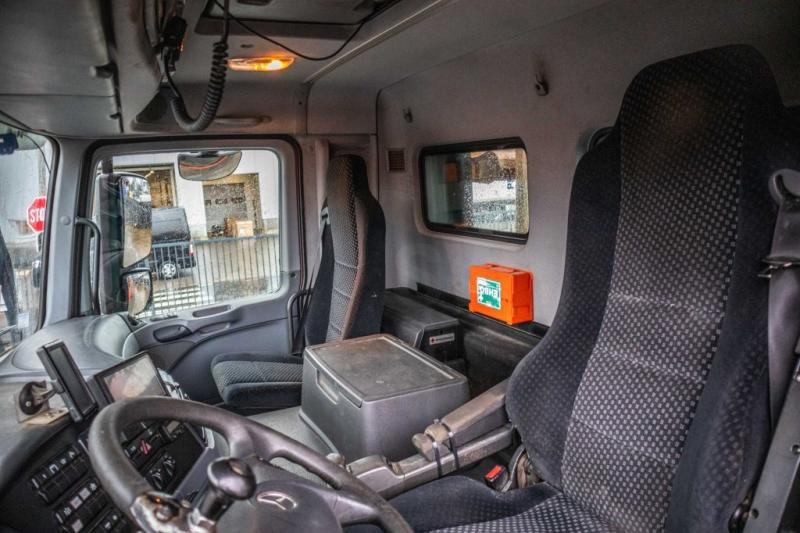 Autocarro ribaltabile, Camion con gru Mercedes ACTROS 3344 AK - HMF1643 Z2: foto 7 Autocarro ribaltabile, Camion con gru Mercedes ACTROS 3344 AK - HMF1643 Z2: foto 7