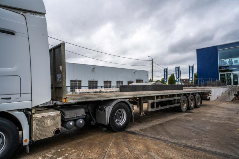 SYSTEM TRAILERS SYSTEM TRAILERS GSPRS27 - Semirimorchio: foto 1 SYSTEM TRAILERS SYSTEM TRAILERS GSPRS27 - Semirimorchio: foto 1
