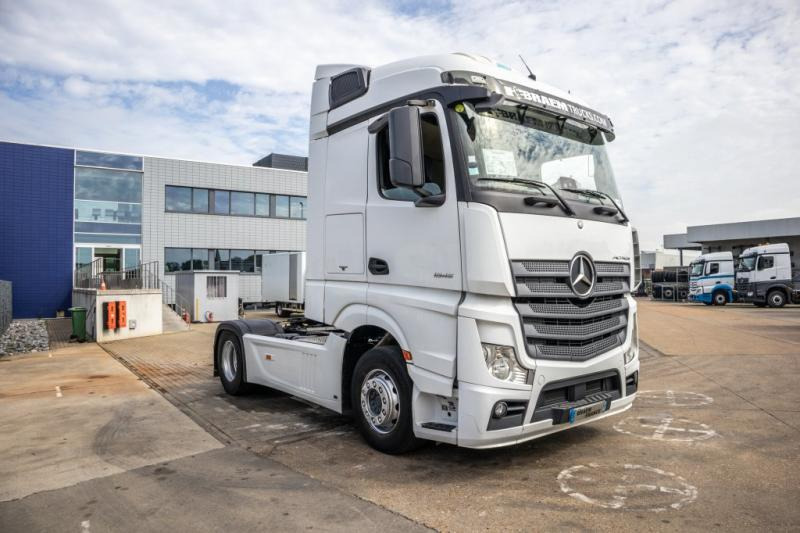 Mercedes ACTROS 1845 LS+VOITH - Trattore stradale: foto 4 Mercedes ACTROS 1845 LS+VOITH - Trattore stradale: foto 4