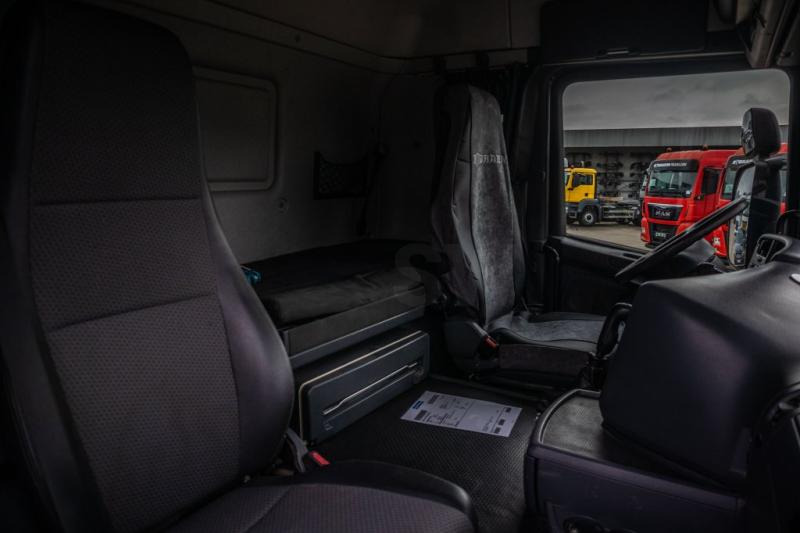Foto d'interni 2: Trattore stradale Scania G440+MANUAL+INTARDER+HYDR.
