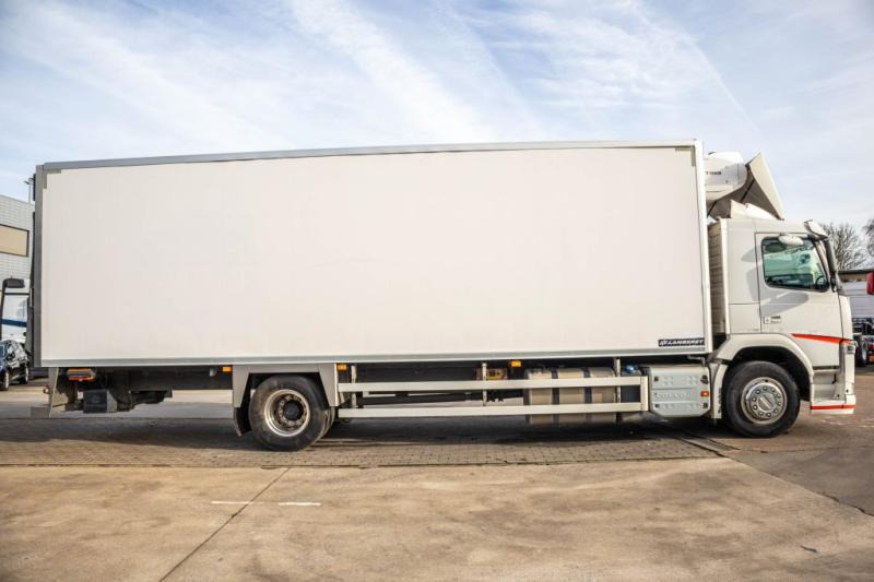 Volvo FM 340 - THERMOKING T1000 - Autocarro frigorifero: foto 4 Volvo FM 340 - THERMOKING T1000 - Autocarro frigorifero: foto 4