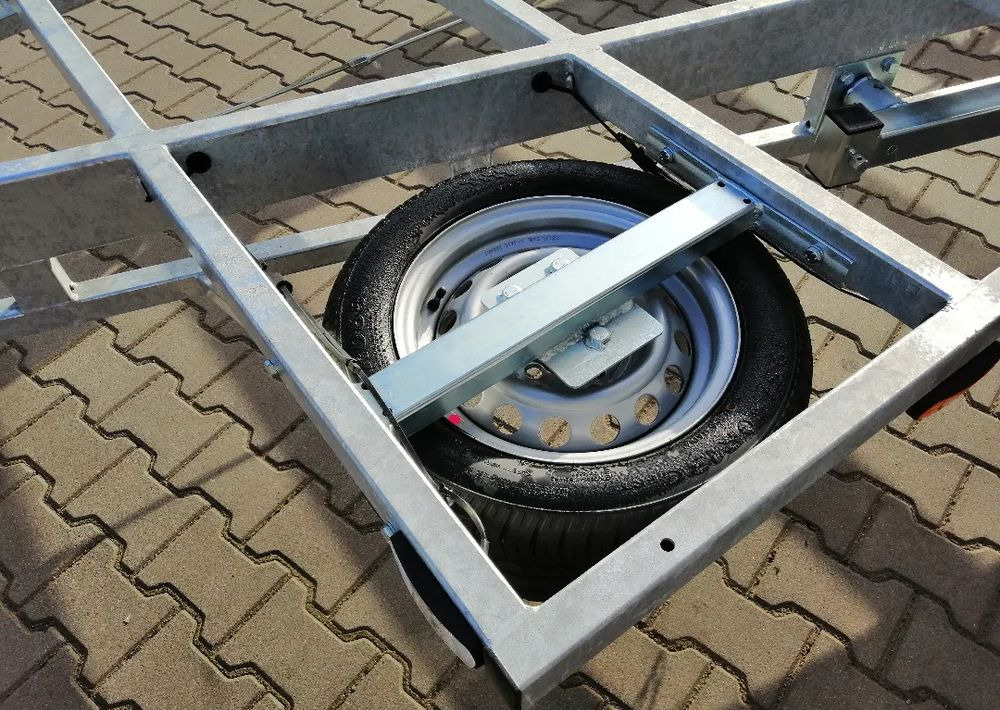 Besttrailers TINY HOUSE (Domki mobilne) 7,2x2,45 m DMC 3500 kg, 2 osie, 13", 4 podpory - Rimorchio telaio: foto 3 Besttrailers TINY HOUSE (Domki mobilne) 7,2x2,45 m DMC 3500 kg, 2 osie, 13", 4 podpory - Rimorchio telaio: foto 3