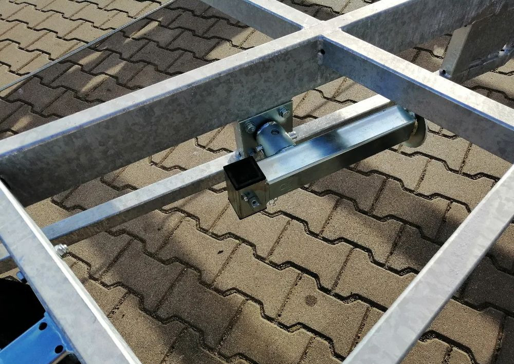 Besttrailers TINY HOUSE (Domki mobilne) 7,2x2,45 m DMC 3500 kg, 2 osie, 13", 4 podpory - Rimorchio telaio: foto 4 Besttrailers TINY HOUSE (Domki mobilne) 7,2x2,45 m DMC 3500 kg, 2 osie, 13", 4 podpory - Rimorchio telaio: foto 4