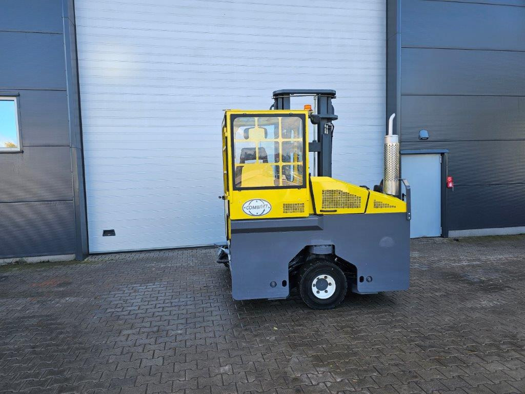 Combilift C4000 - Elevatore 4 vie: foto 3 Combilift C4000 - Elevatore 4 vie: foto 3