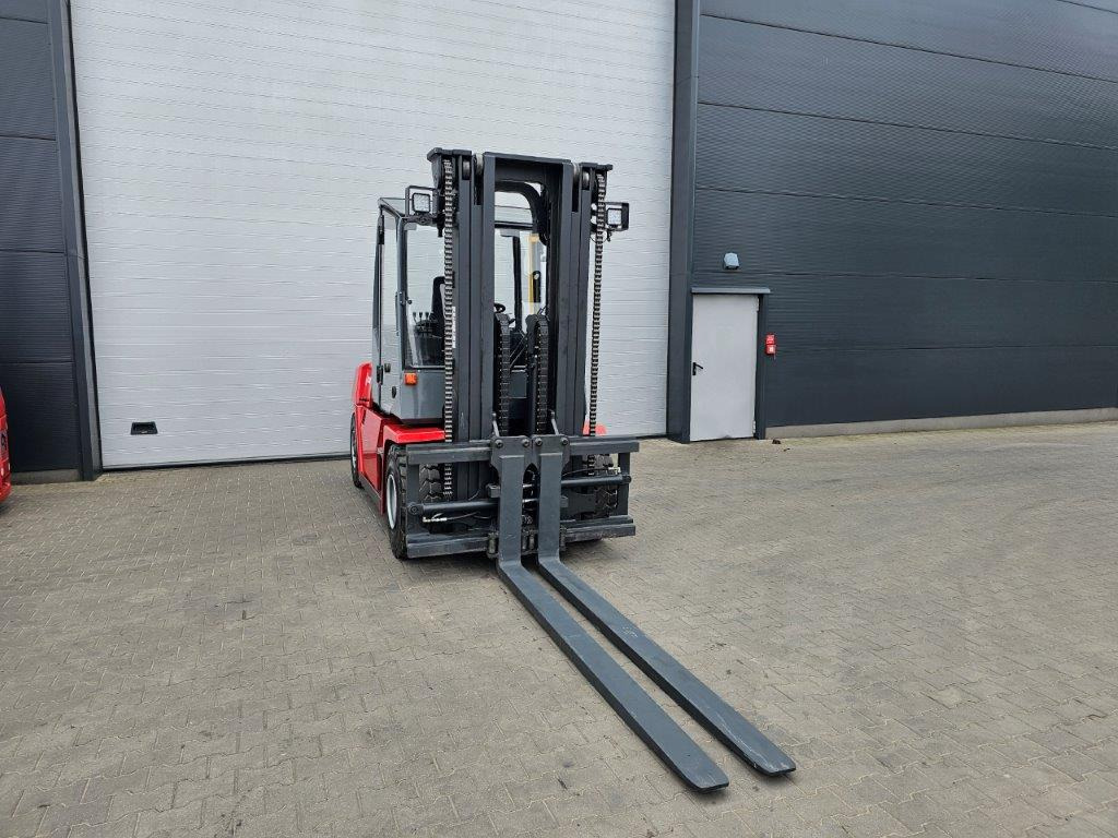 Kalmar DCE60-6 - TRIPLEX - Carrello elevatore diesel: foto 4 Kalmar DCE60-6 - TRIPLEX - Carrello elevatore diesel: foto 4