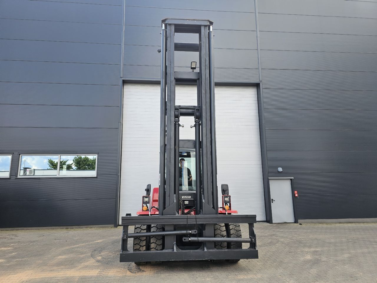 Kalmar DCG150-12 - DREHSITZ - Carrello elevatore diesel: foto 2 Kalmar DCG150-12 - DREHSITZ - Carrello elevatore diesel: foto 2