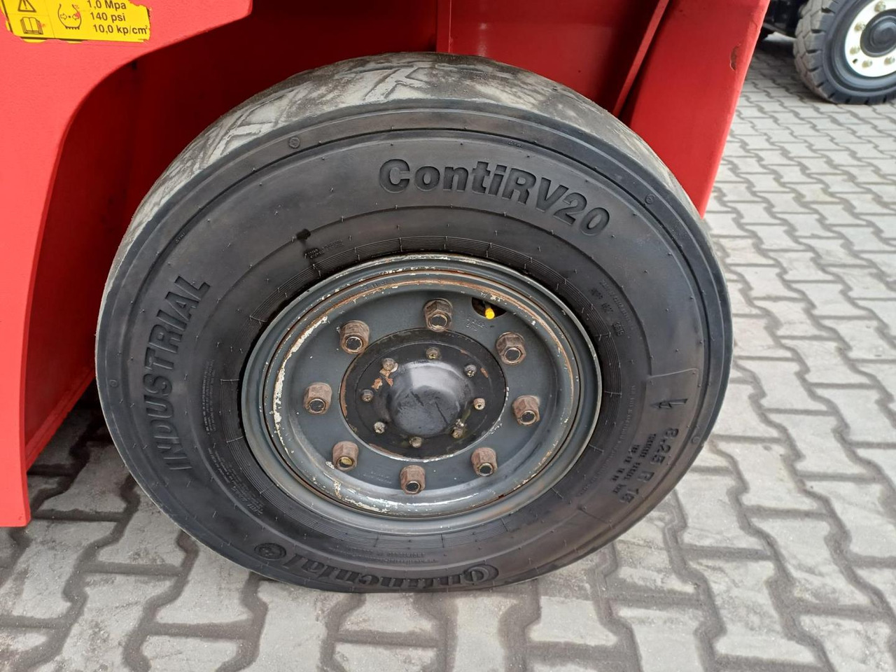 Kalmar ECF80-9 - Carrello elevatore elettrico: foto 2 Kalmar ECF80-9 - Carrello elevatore elettrico: foto 2