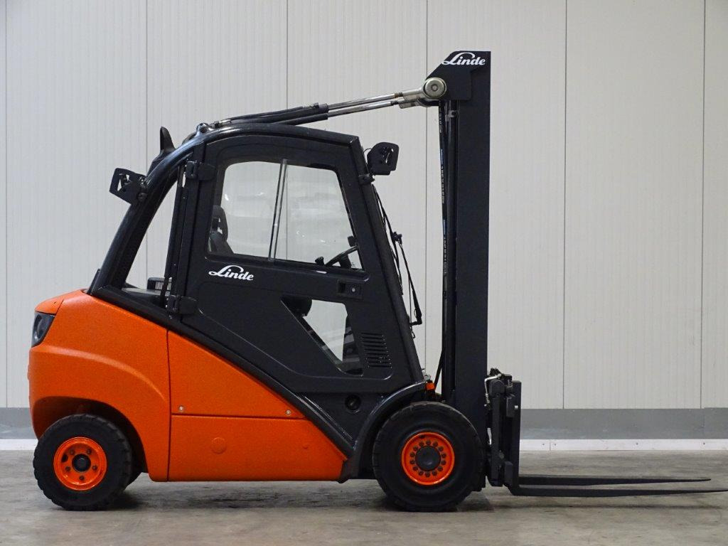 Linde H30D - Carrello elevatore diesel: foto 4 Linde H30D - Carrello elevatore diesel: foto 4