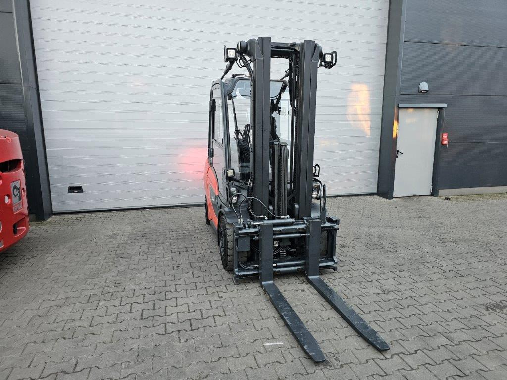 Linde H35D-01 - TRIPLEX - NEU MODEL - Carrello elevatore diesel: foto 4 Linde H35D-01 - TRIPLEX - NEU MODEL - Carrello elevatore diesel: foto 4