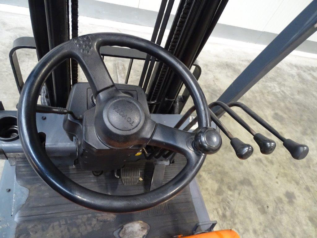 Toyota FBESF12 - Carrello elevatore elettrico: foto 4 Toyota FBESF12 - Carrello elevatore elettrico: foto 4