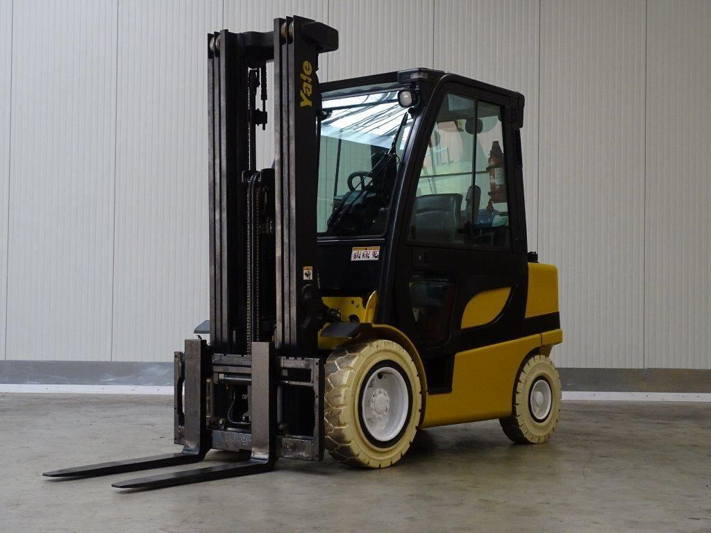 Yale GLP30VX - TRIPLEX - Carrello elevatore: foto 1 Yale GLP30VX - TRIPLEX - Carrello elevatore: foto 1
