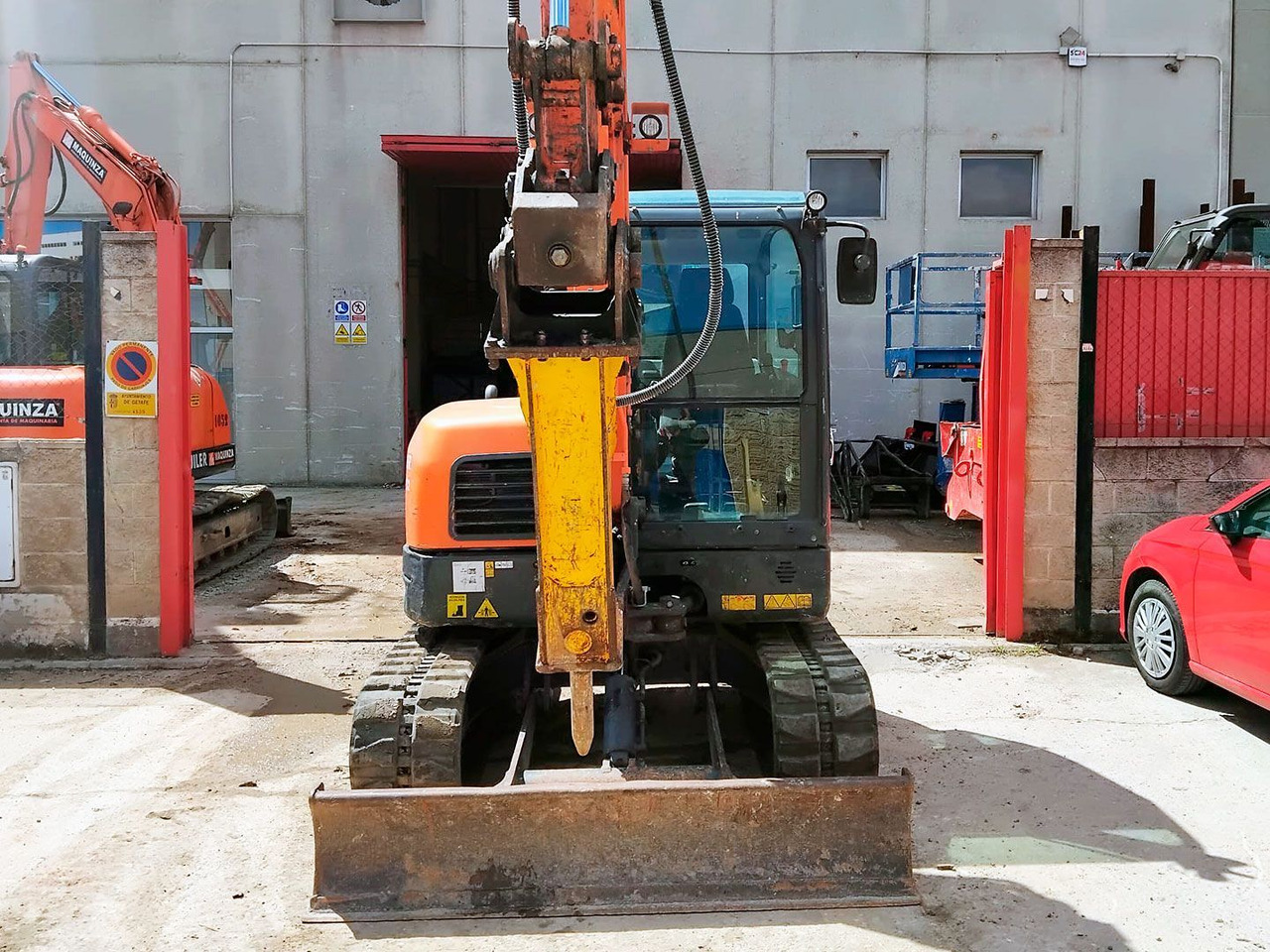 DOOSAN DX62R-3 - Miniescavatore: foto 4 DOOSAN DX62R-3 - Miniescavatore: foto 4