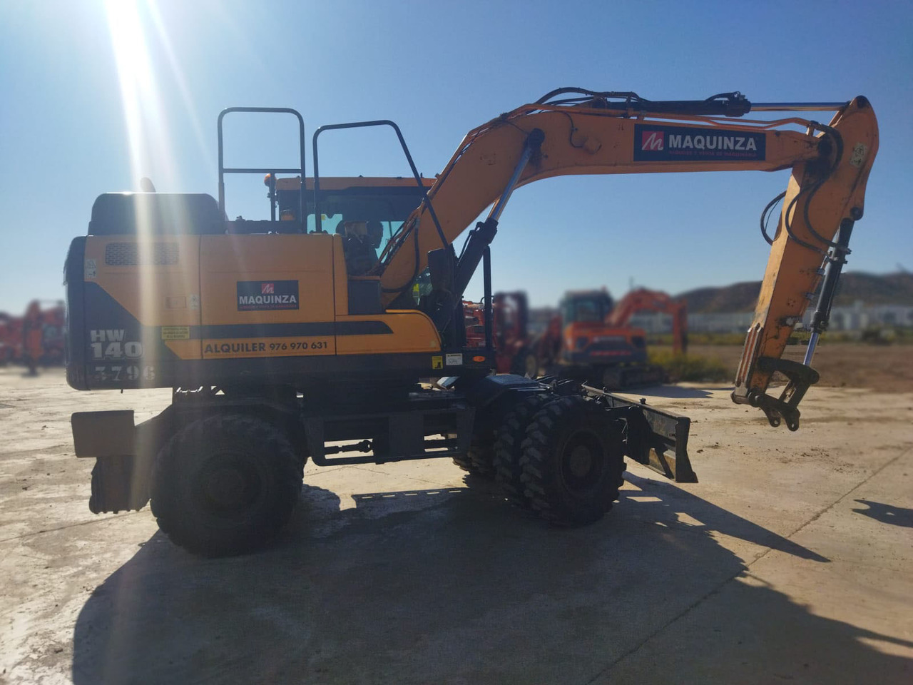HYUNDAI HW140 - Escavatore gommato: foto 3 HYUNDAI HW140 - Escavatore gommato: foto 3