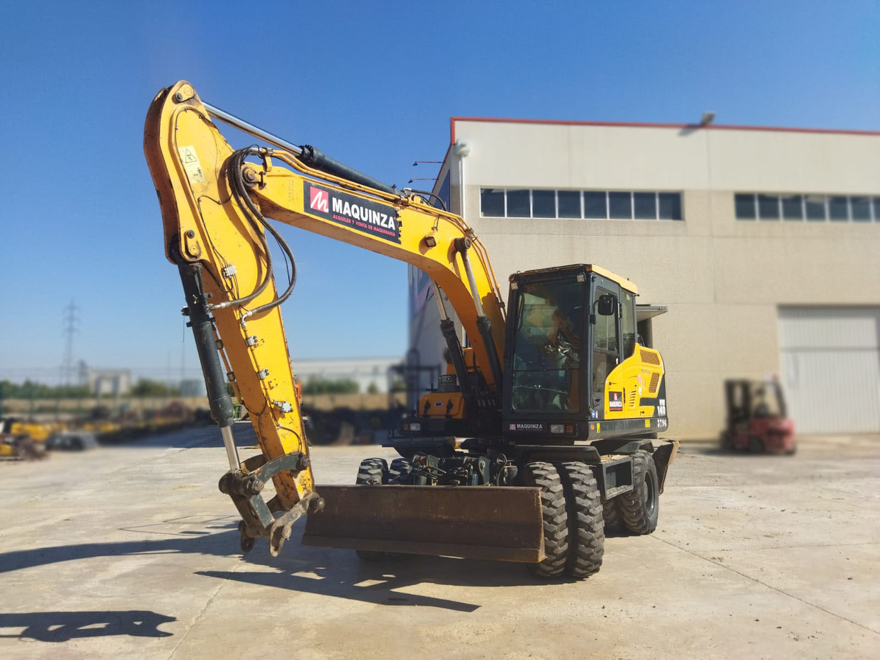 HYUNDAI HW140 - Escavatore gommato: foto 4 HYUNDAI HW140 - Escavatore gommato: foto 4