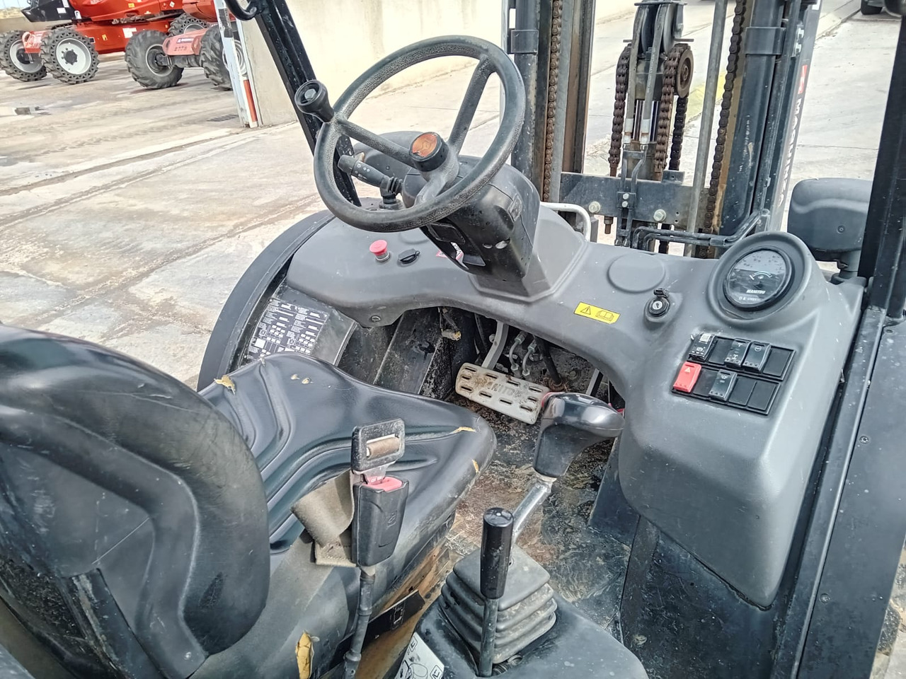 Carrello elevatore diesel MANITOU MC18.4 D: foto 17
