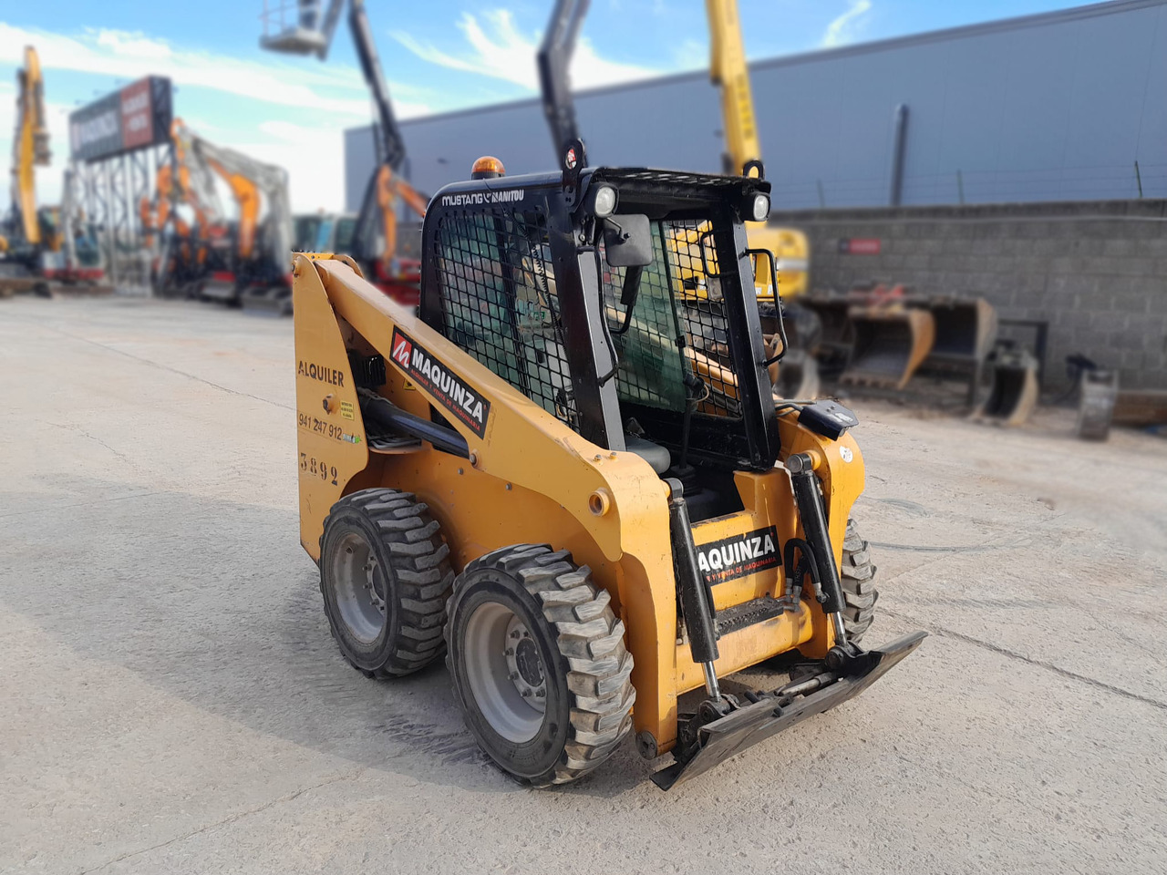 MUSTANG 1650R - Minipala: foto 4 MUSTANG 1650R - Minipala: foto 4