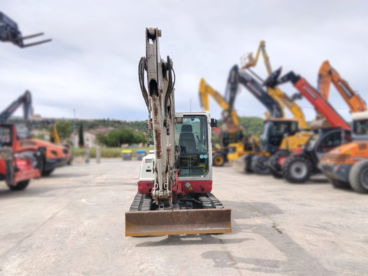 TAKEUCHI TB250 - Miniescavatore: foto 4 TAKEUCHI TB250 - Miniescavatore: foto 4