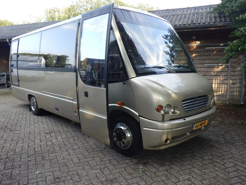 Mercedes-Benz 814 D Touringcar / 26 persoons 814 D Touringcar / 26 persoons Bladgeveerd / Manual - Autovettura: foto 2 Mercedes-Benz 814 D Touringcar / 26 persoons 814 D Touringcar / 26 persoons Bladgeveerd / Manual - Autovettura: foto 2