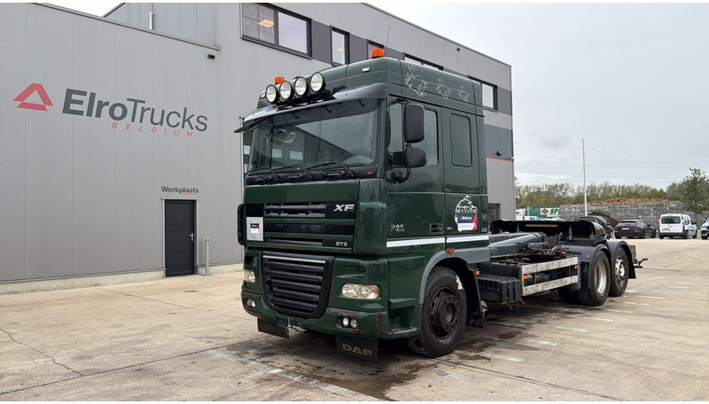 DAF 105 XF 460 (6X2 / AIRCO / GOOD CONDITION / BONNE ETAT) - Autocarro telaio: foto 1 DAF 105 XF 460 (6X2 / AIRCO / GOOD CONDITION / BONNE ETAT) - Autocarro telaio: foto 1