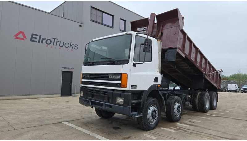 DAF 85 CF 340 (EURO 2 / MANUAL PUMP / STEEL SUSP. / POSSIBLE AS CHASSIS / 8X4) - Autocarro ribaltabile: foto 1 DAF 85 CF 340 (EURO 2 / MANUAL PUMP / STEEL SUSP. / POSSIBLE AS CHASSIS / 8X4) - Autocarro ribaltabile: foto 1