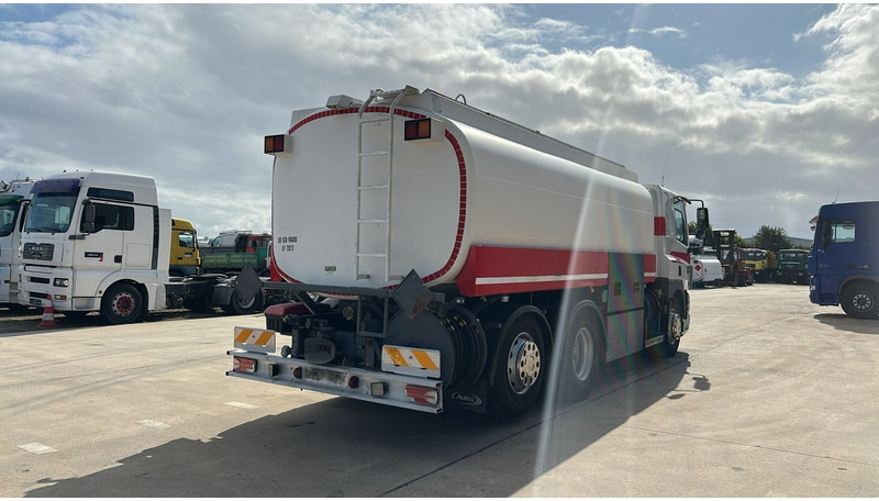 DAF CF 85.430 (20270 LITERS / EURO 3 / TOP CONDITION !!! / PARFAIT ETAT / 6X2 / BOITE MANUELLE) - Camion cisterna: foto 5 DAF CF 85.430 (20270 LITERS / EURO 3 / TOP CONDITION !!! / PARFAIT ETAT / 6X2 / BOITE MANUELLE) - Camion cisterna: foto 5