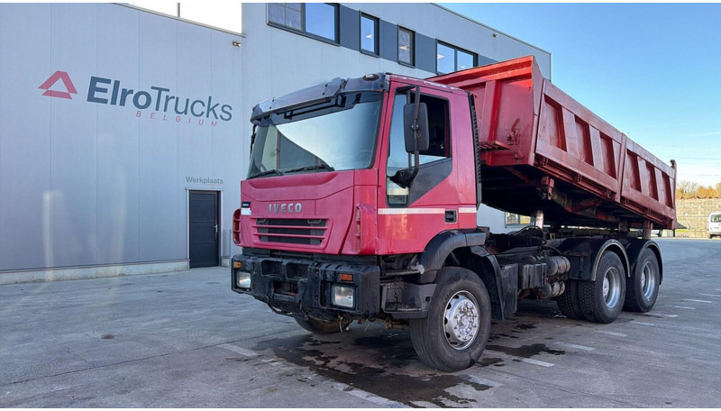 Iveco Eurotrakker 260 E 34 (POMPE MANUELLE / MANUAL PUMP / LAMES / GRAND PONT / BOITE MANUELLE) - Autocarro ribaltabile: foto 1 Iveco Eurotrakker 260 E 34 (POMPE MANUELLE / MANUAL PUMP / LAMES / GRAND PONT / BOITE MANUELLE) - Autocarro ribaltabile: foto 1