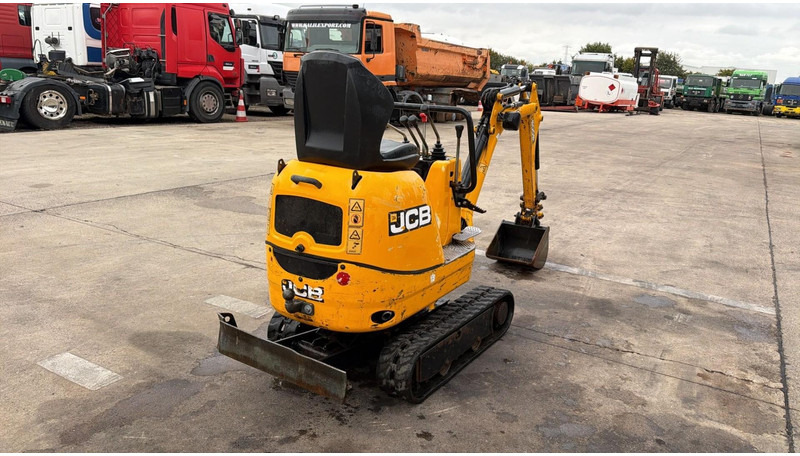 JCB 8008 (BE MACHINE / TOP CONDITION / 1898 H) - Miniescavatore: foto 5 JCB 8008 (BE MACHINE / TOP CONDITION / 1898 H) - Miniescavatore: foto 5