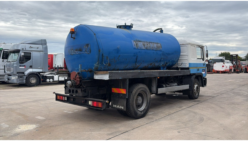 MAN 18.232 (MANUAL PUMP / POMPE MANUELLE / 11.000L) - Autospurgo: foto 5 MAN 18.232 (MANUAL PUMP / POMPE MANUELLE / 11.000L) - Autospurgo: foto 5