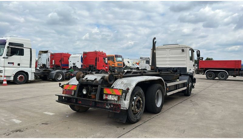 MAN 26.312 (6 CYLINDER / 6X2 / BELGIAN TRUCK IN GOOD CONDITION) - Autocarro telaio: foto 5 MAN 26.312 (6 CYLINDER / 6X2 / BELGIAN TRUCK IN GOOD CONDITION) - Autocarro telaio: foto 5