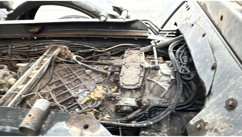 Autocarro ribaltabile MAN 41.414 (6 CYLINDER / STEEL SUSP. / LAMES / BIG AXLE / GRAND PONT): foto 20