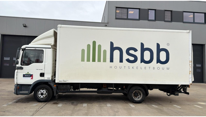 Leasing di MAN TGL 8.180 (BELGIAN TRUCK / PERFECT CONDITION / MANUAL GEARBOX / LAMES / STEEL SUSP.) MAN TGL 8.180 (BELGIAN TRUCK / PERFECT CONDITION / MANUAL GEARBOX / LAMES / STEEL SUSP.): foto 7