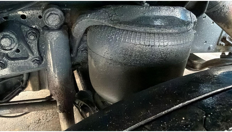 Leasing di Mercedes-Benz ACTROS 2531 (16000 L / GRAND PONT / EPS / 6X2 / 3 PEDALES / V6) Mercedes-Benz ACTROS 2531 (16000 L / GRAND PONT / EPS / 6X2 / 3 PEDALES / V6): foto 9 Leasing di Mercedes-Benz ACTROS 2531 (16000 L / GRAND PONT / EPS / 6X2 / 3 PEDALES / V6) Mercedes-Benz ACTROS 2531 (16000 L / GRAND PONT / EPS / 6X2 / 3 PEDALES / V6): foto 9