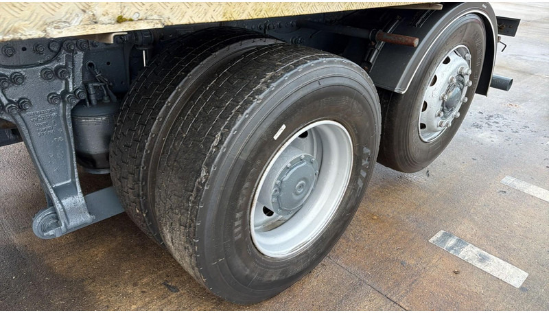 Leasing di Mercedes-Benz ACTROS 2531 (16000 L / GRAND PONT / EPS / 6X2 / 3 PEDALES / V6) Mercedes-Benz ACTROS 2531 (16000 L / GRAND PONT / EPS / 6X2 / 3 PEDALES / V6): foto 15 Leasing di Mercedes-Benz ACTROS 2531 (16000 L / GRAND PONT / EPS / 6X2 / 3 PEDALES / V6) Mercedes-Benz ACTROS 2531 (16000 L / GRAND PONT / EPS / 6X2 / 3 PEDALES / V6): foto 15