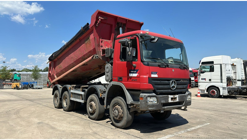 Mercedes-Benz Actros 4141 (8X6 / LAMES / STEEL / BIG AXLE / GRAND PONT / TAMBOURS / MANUAL GETRIEBE / MANUAL GEARBOX) - Autocarro ribaltabile: foto 3 Mercedes-Benz Actros 4141 (8X6 / LAMES / STEEL / BIG AXLE / GRAND PONT / TAMBOURS / MANUAL GETRIEBE / MANUAL GEARBOX) - Autocarro ribaltabile: foto 3