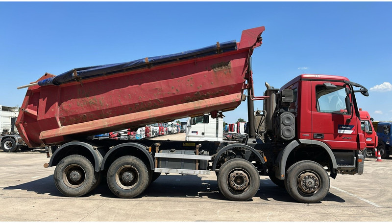 Mercedes-Benz Actros 4141 (8X6 / LAMES / STEEL / BIG AXLE / GRAND PONT / TAMBOURS / MANUAL GETRIEBE / MANUAL GEARBOX) - Autocarro ribaltabile: foto 5 Mercedes-Benz Actros 4141 (8X6 / LAMES / STEEL / BIG AXLE / GRAND PONT / TAMBOURS / MANUAL GETRIEBE / MANUAL GEARBOX) - Autocarro ribaltabile: foto 5
