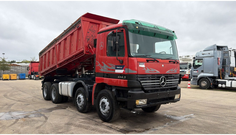 Mercedes-Benz Actros 4143 (GRAND PONT / BOITE MANUELLE / LAMES / 8X4 / STEEL SUSP.) - Autocarro ribaltabile: foto 3 Mercedes-Benz Actros 4143 (GRAND PONT / BOITE MANUELLE / LAMES / 8X4 / STEEL SUSP.) - Autocarro ribaltabile: foto 3