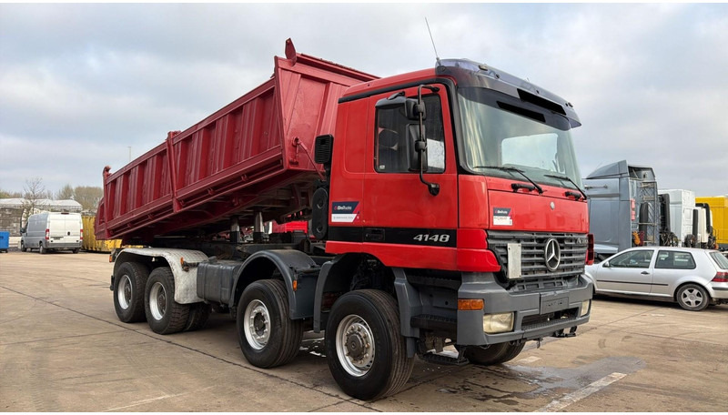 Mercedes-Benz Actros 4148 (EPS / 8X6 / LAMES / GRAND PONT / PROPRE / STEEL SUSP. / BIG AXLE) - Autocarro ribaltabile: foto 2 Mercedes-Benz Actros 4148 (EPS / 8X6 / LAMES / GRAND PONT / PROPRE / STEEL SUSP. / BIG AXLE) - Autocarro ribaltabile: foto 2