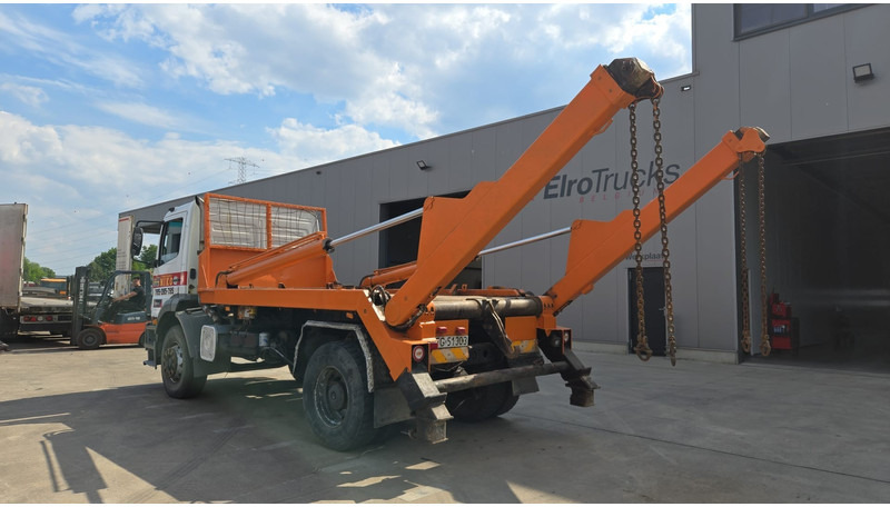 Mercedes-Benz Atego 1823 (BIG AXLE / STEEL SUSP. / LAMES / BOITE MANUELLE / MANUAL GETRIEBE) - Autocarro portacontainer/ Caisse interchangeable: foto 5 Mercedes-Benz Atego 1823 (BIG AXLE / STEEL SUSP. / LAMES / BOITE MANUELLE / MANUAL GETRIEBE) - Autocarro portacontainer/ Caisse interchangeable: foto 5