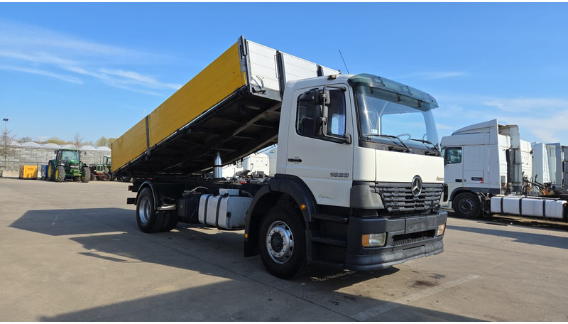 Mercedes-Benz Atego 1823 (BOITE MANUELLE / MANUAL GEARBOX) - Autocarro ribaltabile: foto 3 Mercedes-Benz Atego 1823 (BOITE MANUELLE / MANUAL GEARBOX) - Autocarro ribaltabile: foto 3