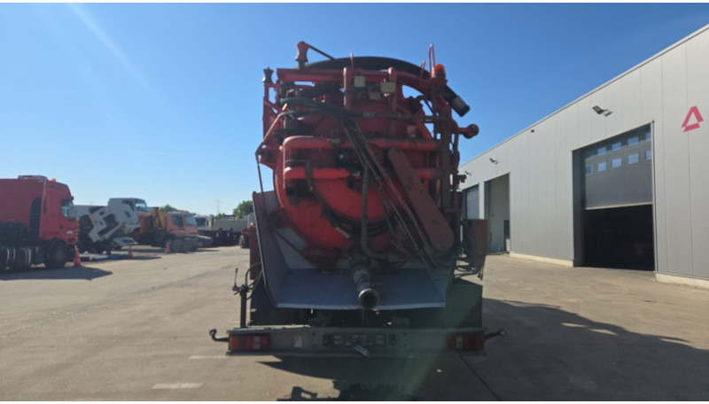 Mercedes-Benz SK 2435 (15.000 L / V8 AVEC 2X TURBO / BOITE MANUELLE / TRES BONNE ETAT / GRAND PONT) - Autospurgo: foto 5 Mercedes-Benz SK 2435 (15.000 L / V8 AVEC 2X TURBO / BOITE MANUELLE / TRES BONNE ETAT / GRAND PONT) - Autospurgo: foto 5