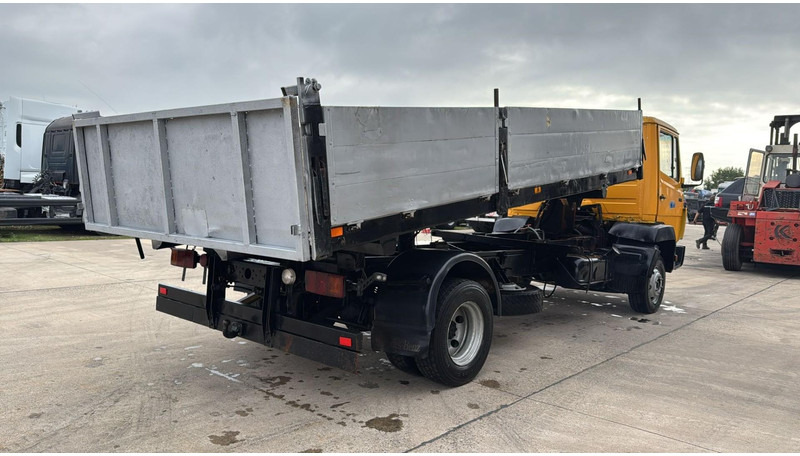 Mercedes-Benz SK 814 (MANUAL PUMP / POMPE MANUELLE / LAMES) - Autocarro ribaltabile: foto 4 Mercedes-Benz SK 814 (MANUAL PUMP / POMPE MANUELLE / LAMES) - Autocarro ribaltabile: foto 4