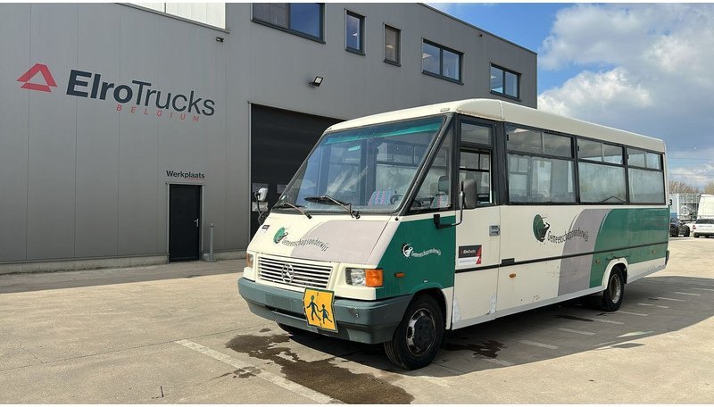 Mercedes-Benz Vario 614 (BELGIAN BUS / MANUAL PUMP / POMPE MANUELLE / BOITE MANUELLE / LAMES) - Autobus urbano: foto 1 Mercedes-Benz Vario 614 (BELGIAN BUS / MANUAL PUMP / POMPE MANUELLE / BOITE MANUELLE / LAMES) - Autobus urbano: foto 1