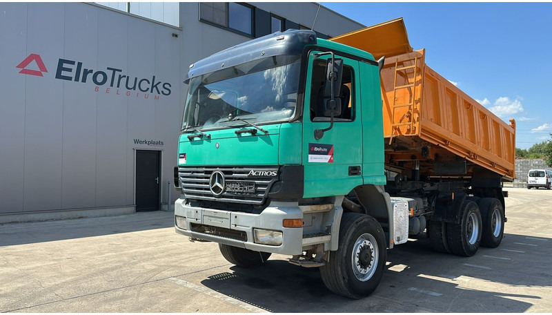 Mercedes-Benz actros 3340 (EPS / 6X6 / 3 PEDALES / LAMES / GRAND PONT / BIG AXLE / TRES PROPRE) - Autocarro ribaltabile: foto 1 Mercedes-Benz actros 3340 (EPS / 6X6 / 3 PEDALES / LAMES / GRAND PONT / BIG AXLE / TRES PROPRE) - Autocarro ribaltabile: foto 1