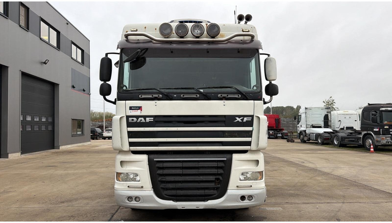 DAF 105 XF 410 (BOITE MANUELLE / MANUAL GEARBOX) - Trattore stradale: foto 2 DAF 105 XF 410 (BOITE MANUELLE / MANUAL GEARBOX) - Trattore stradale: foto 2