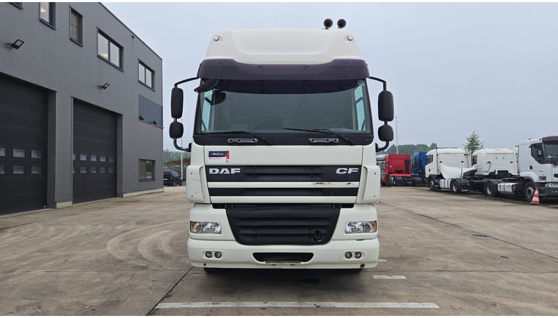 DAF 85 CF 460 (PARFAIT ETAT / PERFECT CONDITION / TRES PROPRE !!!!) - Trattore stradale: foto 2 DAF 85 CF 460 (PARFAIT ETAT / PERFECT CONDITION / TRES PROPRE !!!!) - Trattore stradale: foto 2
