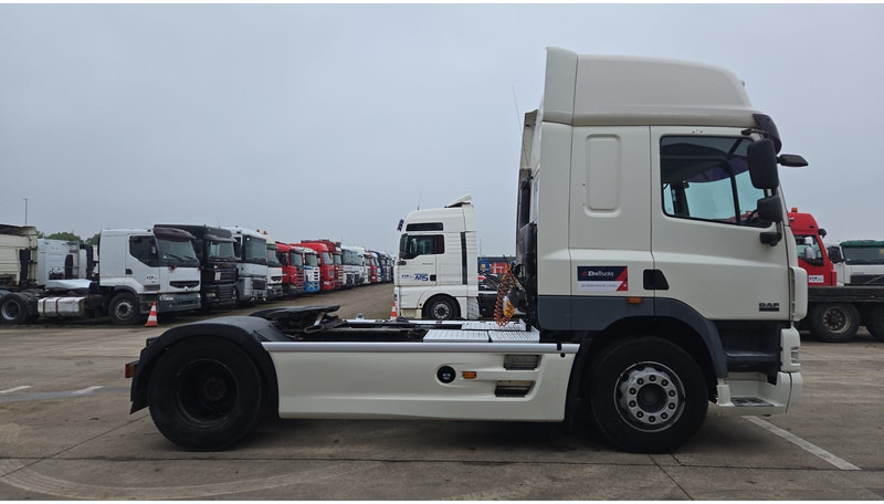DAF 85 CF 460 (PARFAIT ETAT / PERFECT CONDITION / TRES PROPRE !!!!) - Trattore stradale: foto 4 DAF 85 CF 460 (PARFAIT ETAT / PERFECT CONDITION / TRES PROPRE !!!!) - Trattore stradale: foto 4